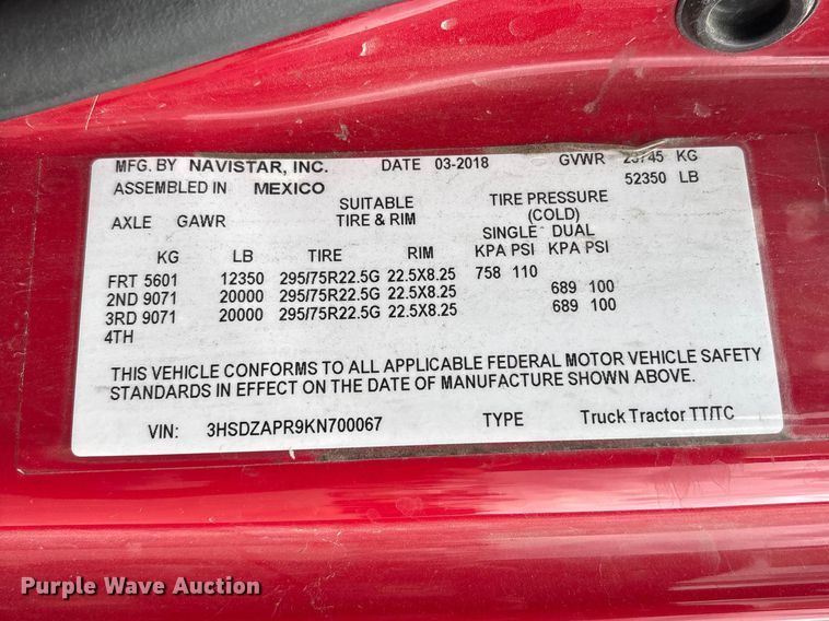 image for item YA2220 2019 International LT625 semi truck