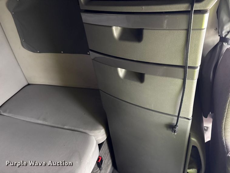 image for item YA2224 2020 Volvo VNL semi truck