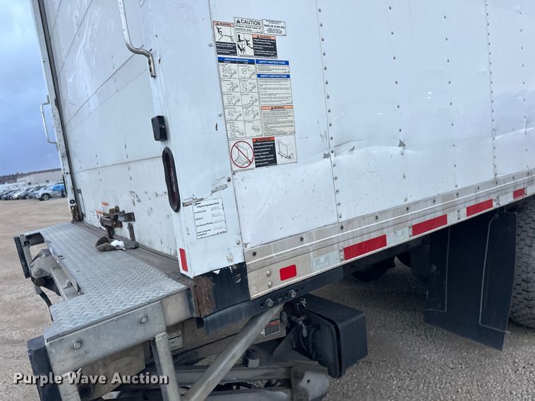 image for item YA2244 2018 International 4300 box truck