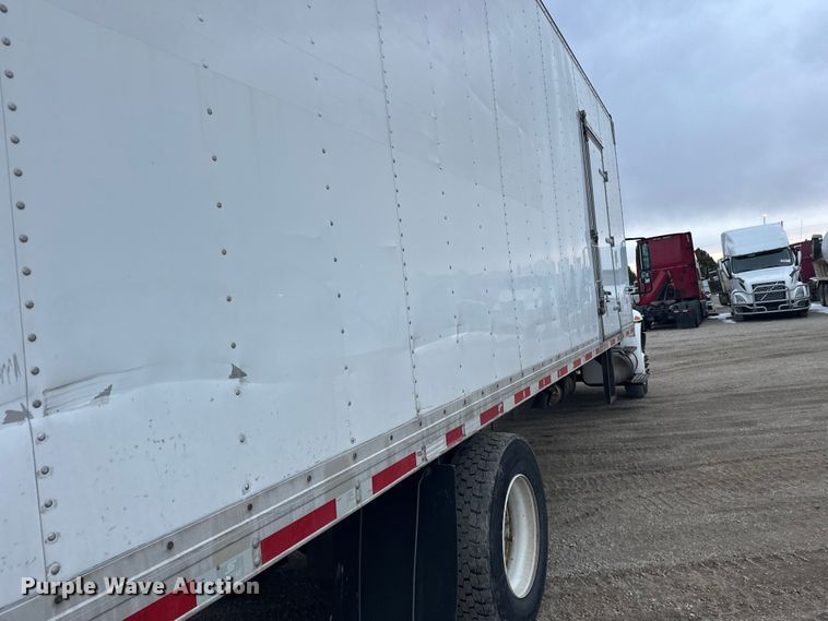 image for item YA2244 2018 International 4300 box truck