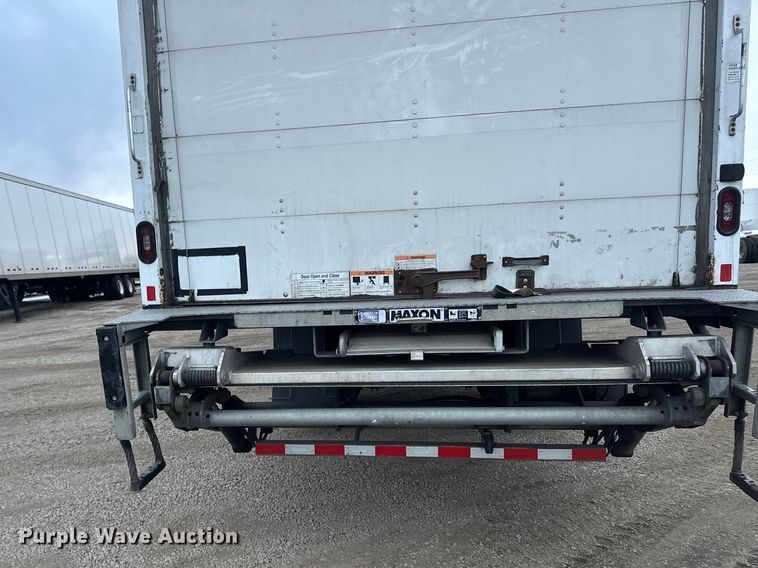 image for item YA2244 2018 International 4300 box truck