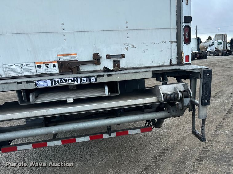 image for item YA2244 2018 International 4300 box truck