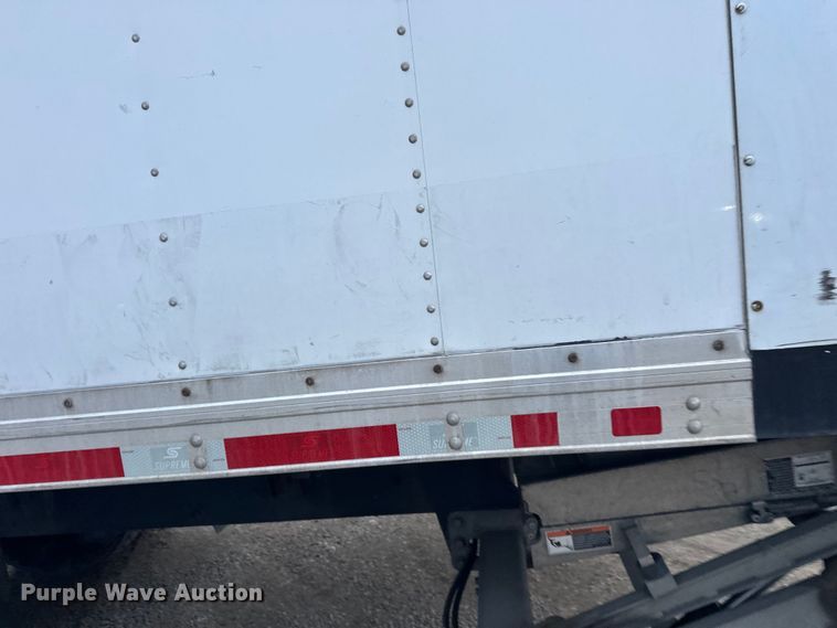 image for item YA2244 2018 International 4300 box truck