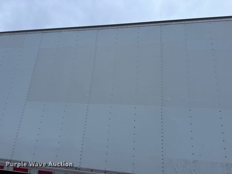 image for item YA2244 2018 International 4300 box truck