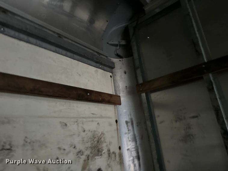 image for item YA2244 2018 International 4300 box truck