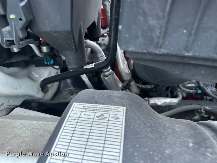 image for item YA2244 2018 International 4300 box truck