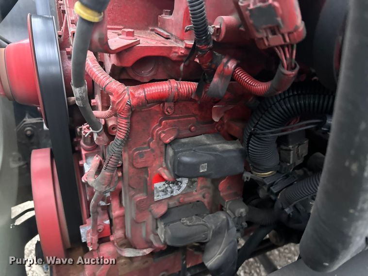 image for item YA2244 2018 International 4300 box truck