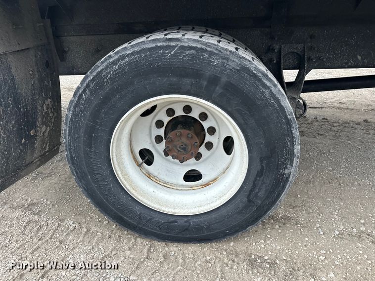 image for item YA2244 2018 International 4300 box truck