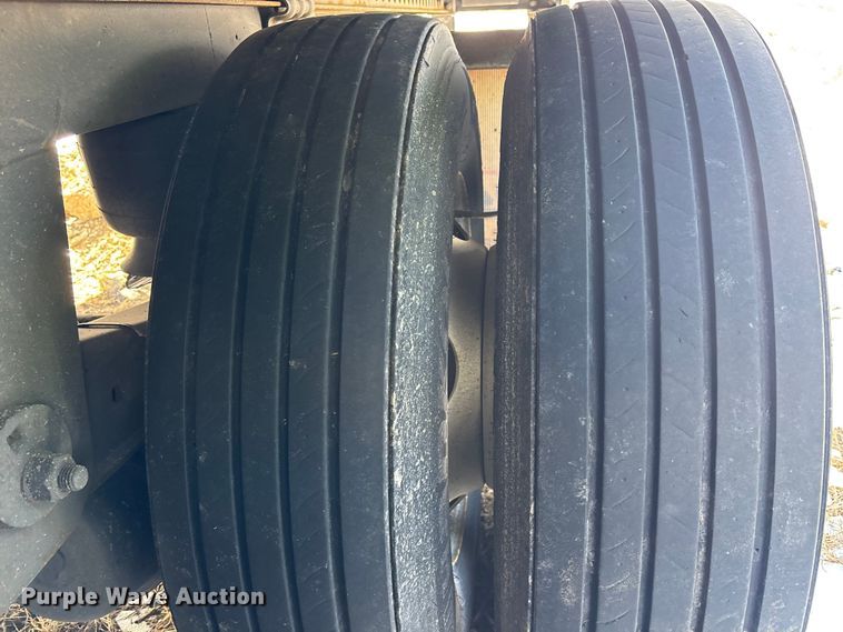 image for item YA2406 2023 Stoughton ZGPVW-535T-S-C-AR dry van trailer