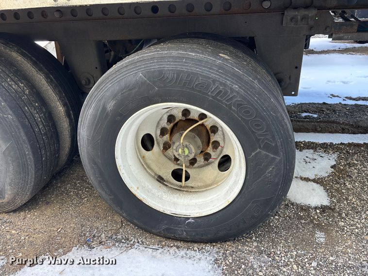 image for item YA2406 2023 Stoughton ZGPVW-535T-S-C-AR dry van trailer