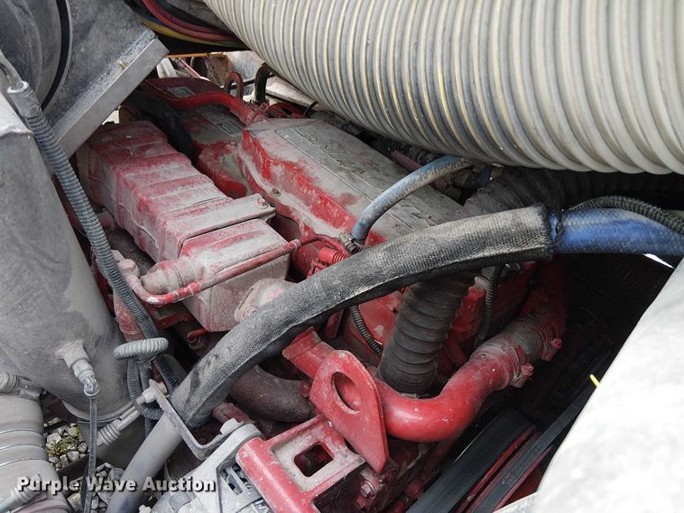 image for item YA2525 2015 Kalmar Ottawa yard truck