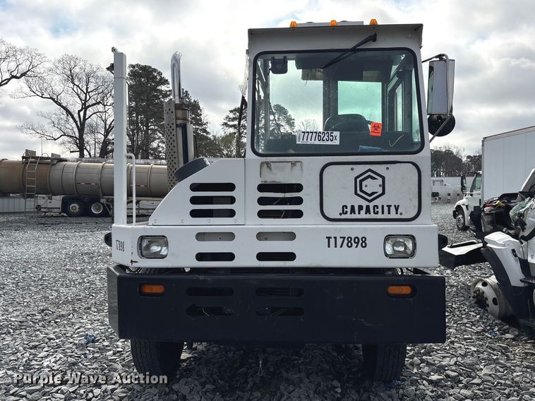 image for item YA2526 2006 Capacity TJ5000 yard truck