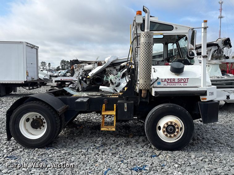 image for item YA2526 2006 Capacity TJ5000 yard truck