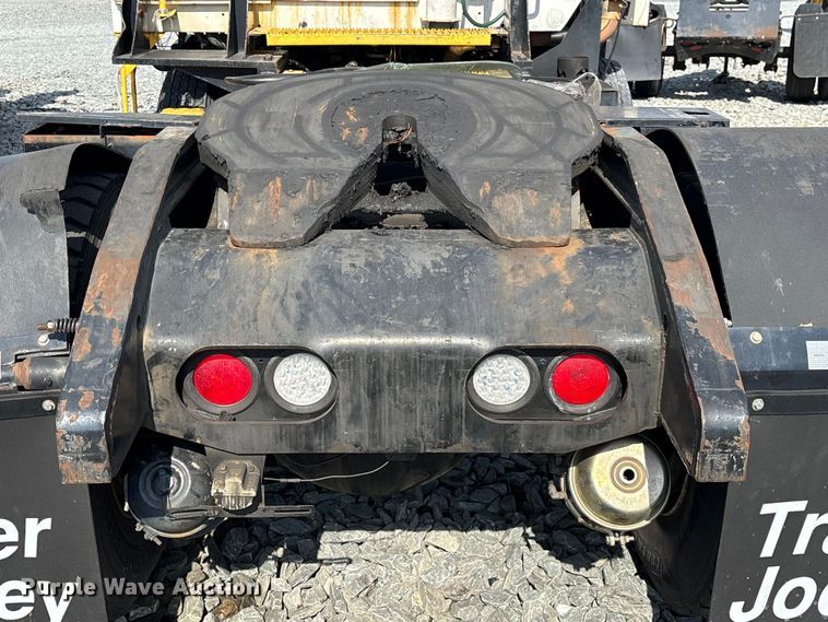 image for item YA2526 2006 Capacity TJ5000 yard truck