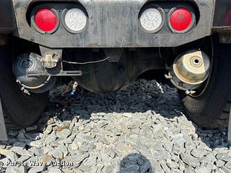 image for item YA2526 2006 Capacity TJ5000 yard truck