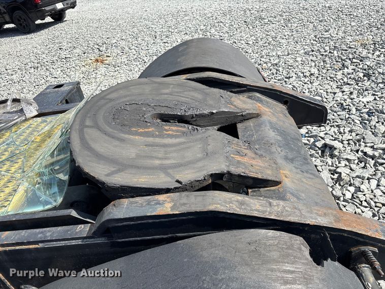 image for item YA2526 2006 Capacity TJ5000 yard truck