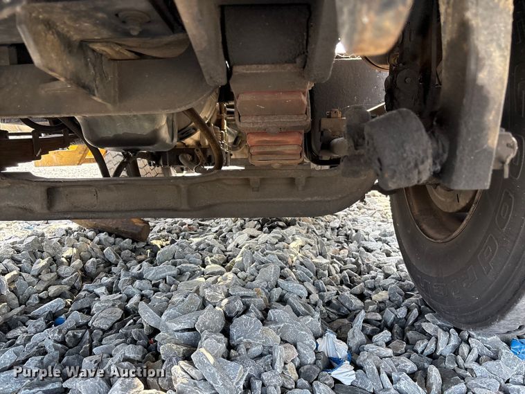 image for item YA2526 2006 Capacity TJ5000 yard truck