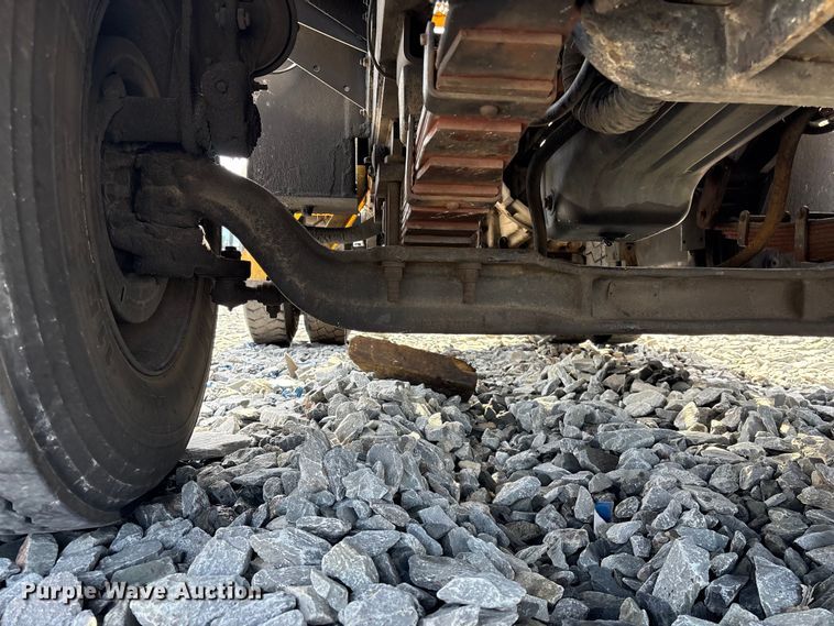 image for item YA2526 2006 Capacity TJ5000 yard truck