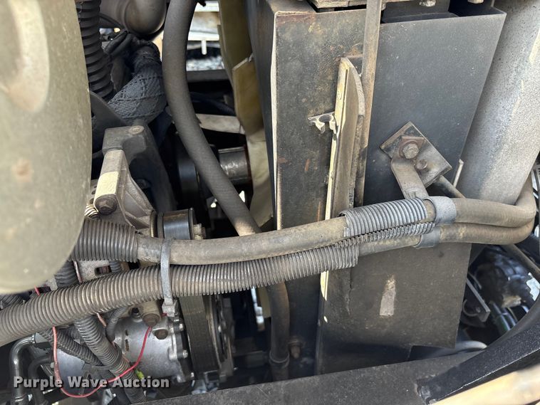 image for item YA2526 2006 Capacity TJ5000 yard truck