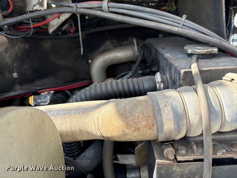 image for item YA2526 2006 Capacity TJ5000 yard truck