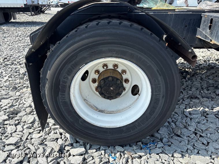 image for item YA2526 2006 Capacity TJ5000 yard truck