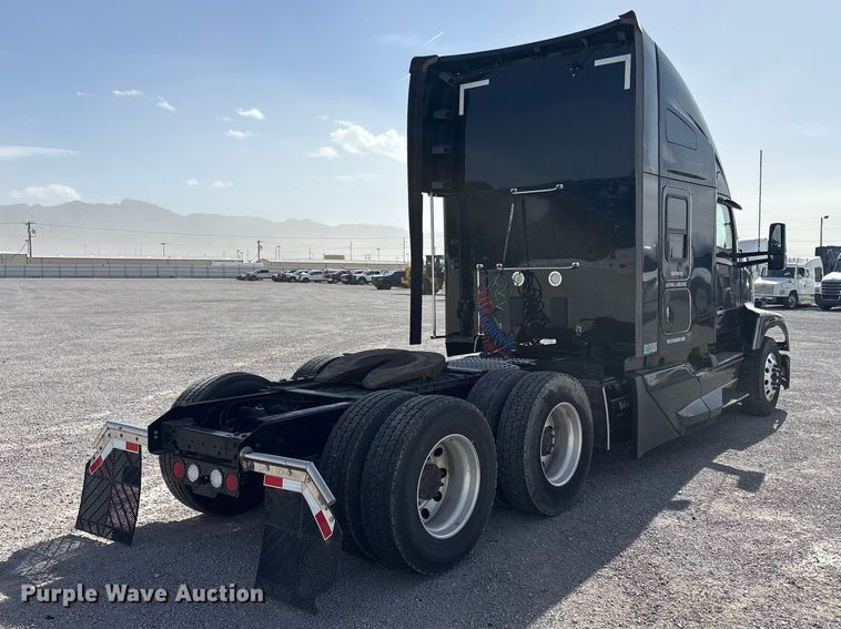 image for item YA2556 2023 Kenworth T680 semi truck