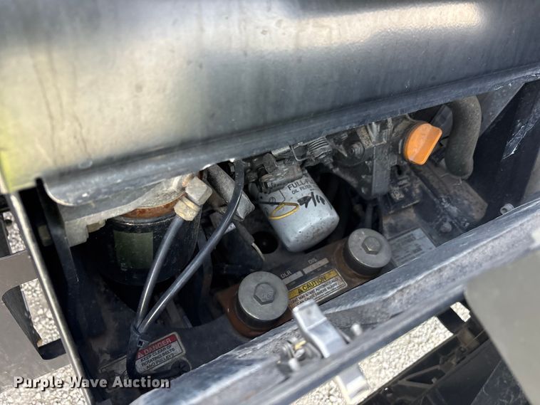 image for item YA2556 2023 Kenworth T680 semi truck