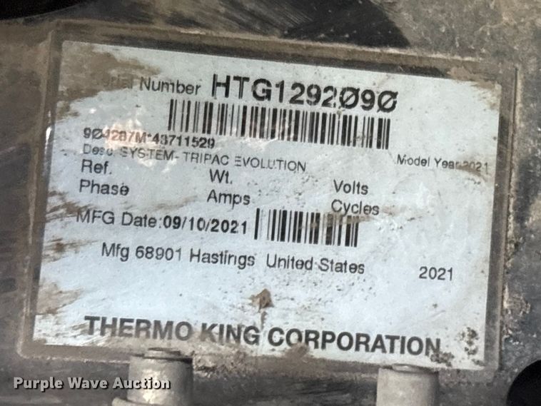 image for item YA2556 2023 Kenworth T680 semi truck