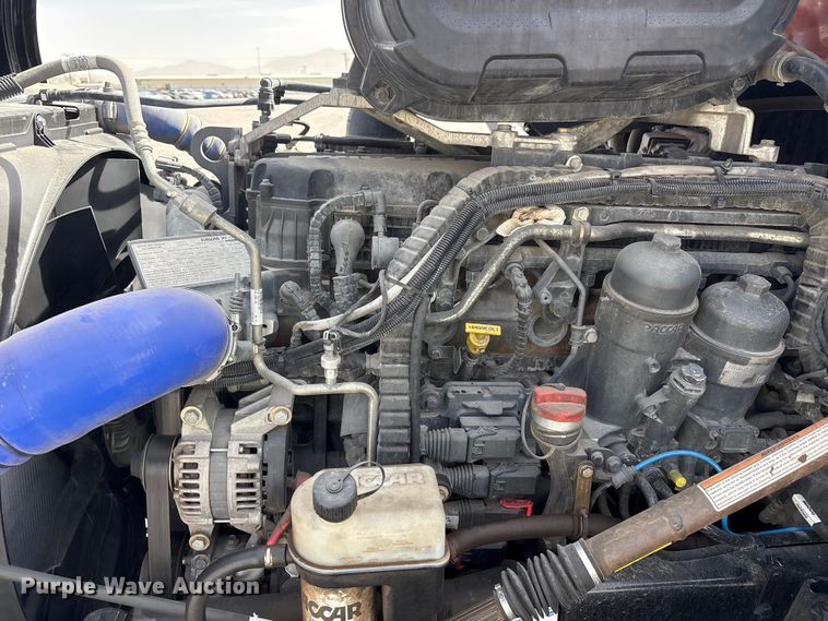 image for item YA2556 2023 Kenworth T680 semi truck