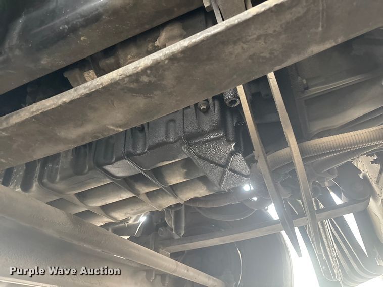 image for item YA2605 2019 Freightliner Cascadia semi truck