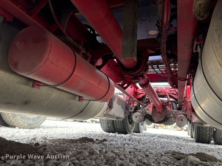 image for item YA2623 2022 Peterbilt 389 semi truck