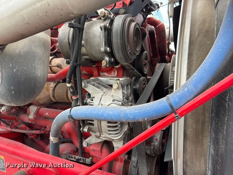 image for item YA2623 2022 Peterbilt 389 semi truck