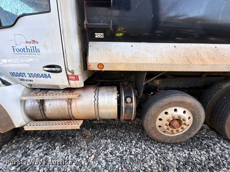 image for item YA2639 2022 Kenworth T880 dump truck