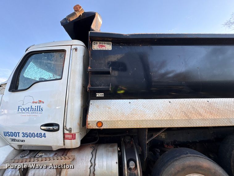 image for item YA2639 2022 Kenworth T880 dump truck