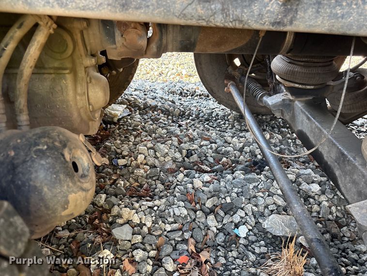 image for item YA2639 2022 Kenworth T880 dump truck