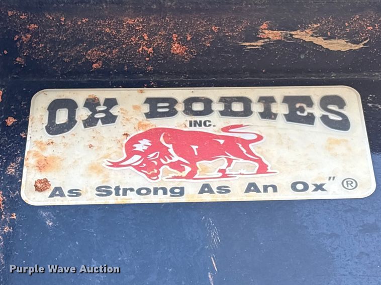 image for item YA2639 2022 Kenworth T880 dump truck