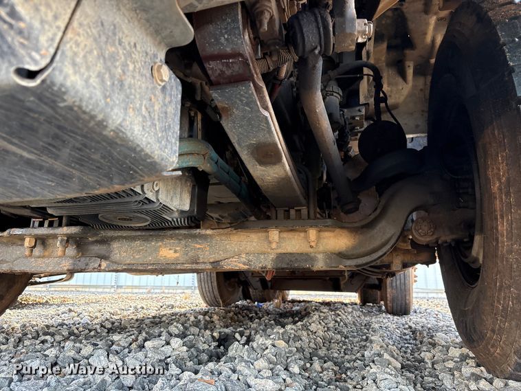 image for item YA2639 2022 Kenworth T880 dump truck