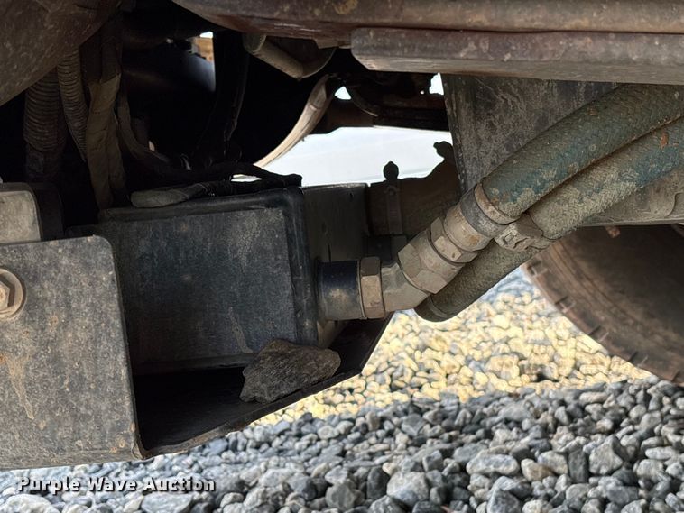 image for item YA2639 2022 Kenworth T880 dump truck