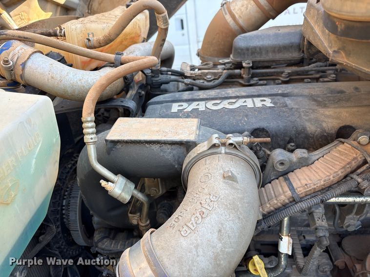 image for item YA2639 2022 Kenworth T880 dump truck