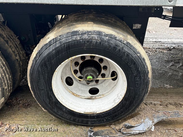 image for item YA2723 2024 Hyundai VC2530152-AJS dry van trailer