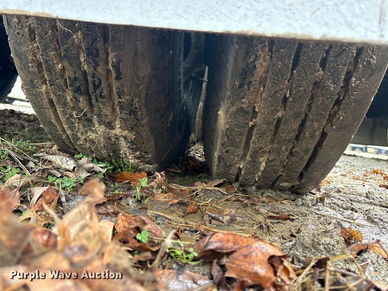 image for item YA2723 2024 Hyundai VC2530152-AJS dry van trailer