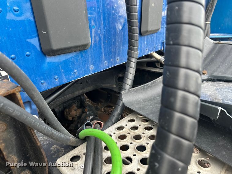 image for item YA2743 2020 Kenworth T680 semi truck