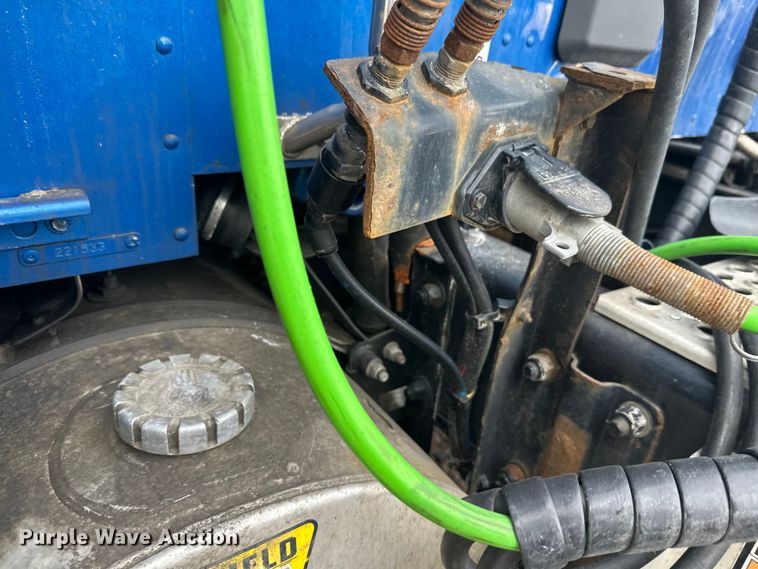 image for item YA2743 2020 Kenworth T680 semi truck