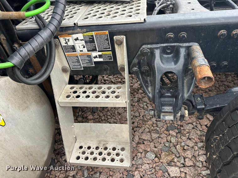 image for item YA2743 2020 Kenworth T680 semi truck