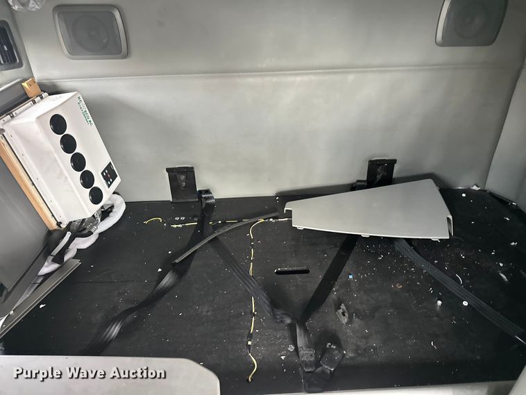 image for item YA2743 2020 Kenworth T680 semi truck