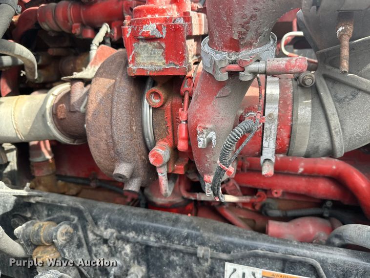 image for item YA2743 2020 Kenworth T680 semi truck