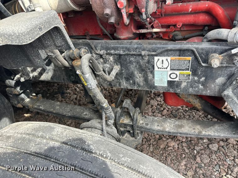 image for item YA2743 2020 Kenworth T680 semi truck