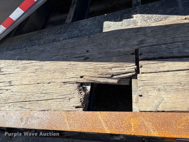 image for item YA2747 2015 Globe lowboy equipment trailer