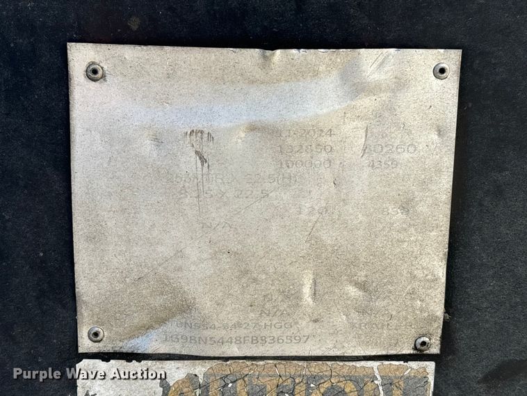 image for item YA2747 2015 Globe lowboy equipment trailer