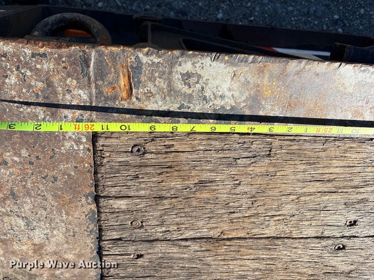 image for item YA2747 2015 Globe lowboy equipment trailer